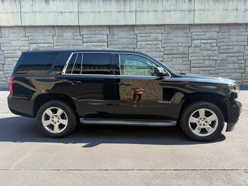 Used 2015 Chevrolet Tahoe LT RWD image 5