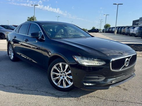 Used 2017 Volvo S90 T6 Momentum w/ Vision Package AWD/4WD image 7