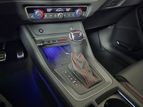 Certified 2025 Audi Q3 2.0T Premium Plus w/ Premium Plus Package image 30