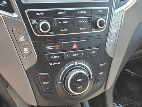 Used 2017 Hyundai Santa Fe Sport FWD image 10