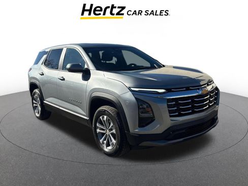 Used 2025 Chevrolet Equinox LT image 1
