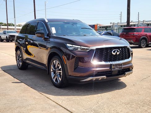 Used 2022 INFINITI QX60 Luxe w/ Performance Audio Package FWD image 4