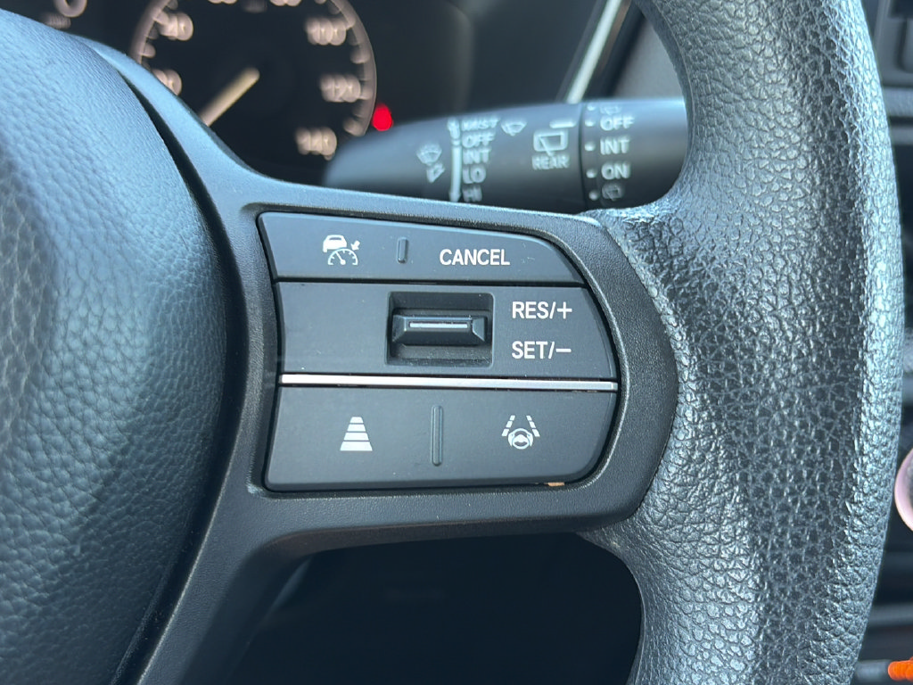 Used 2025 Honda CR-V LX image 21