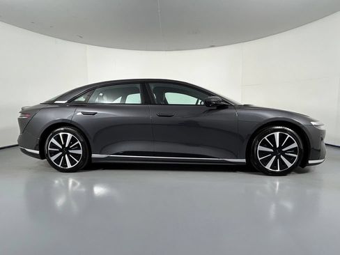 Used 2024 Lucid Air Pure RWD image 8