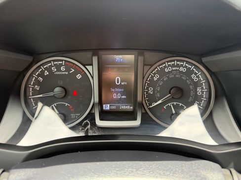 Used 2023 Toyota Tacoma TRD Sport w/ Advanced Technology Package AWD/4WD image 19