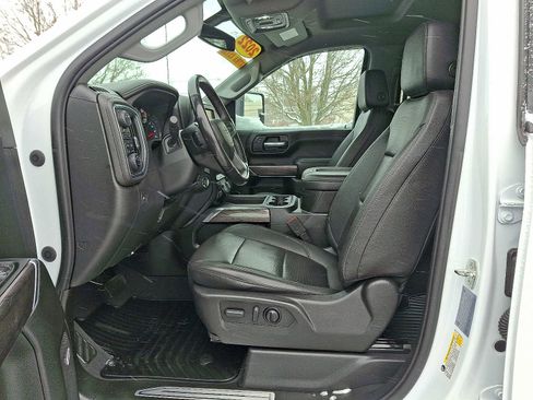 Used 2022 Chevrolet Silverado 2500 LTZ w/ LTZ Plus Package image 13