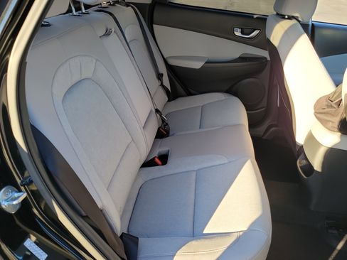 Certified 2023 Hyundai Kona SE w/ Cargo Package image 20