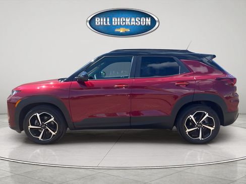 Used 2023 Chevrolet TrailBlazer RS w/ Sun and Liftgate Package FWD image 4