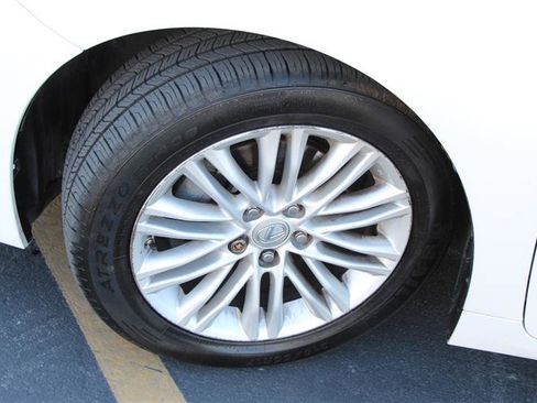 Used 2017 Lexus ES 350 w/ Premium Package FWD image 29