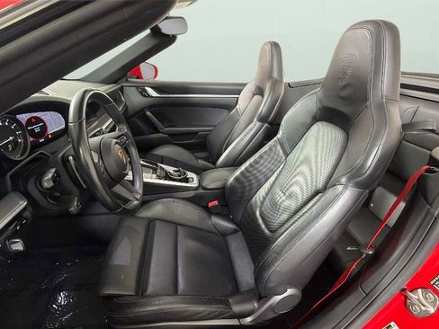 Used 2020 Porsche 911 Carrera RWD image 17