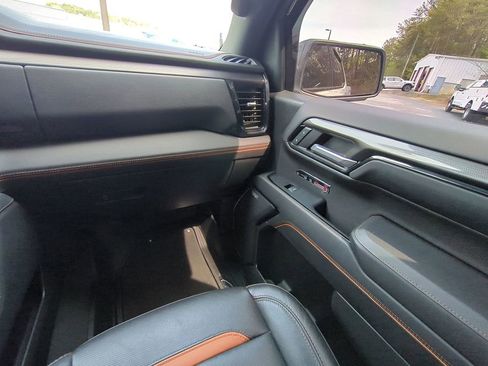 Used 2023 GMC Sierra 1500 AT4 w/ Technology Package image 22