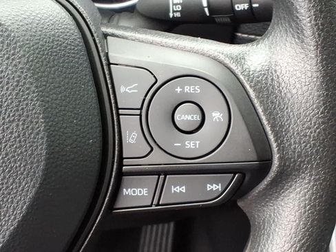 Used 2024 Toyota RAV4 XLE FWD image 18