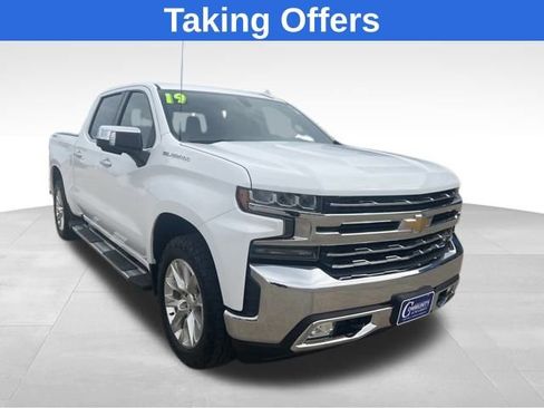 Used 2019 Chevrolet Silverado 1500 LTZ w/ LTZ Convenience Package image 1