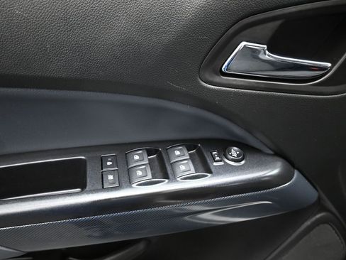 Used 2020 Chevrolet Colorado Z71 image 12