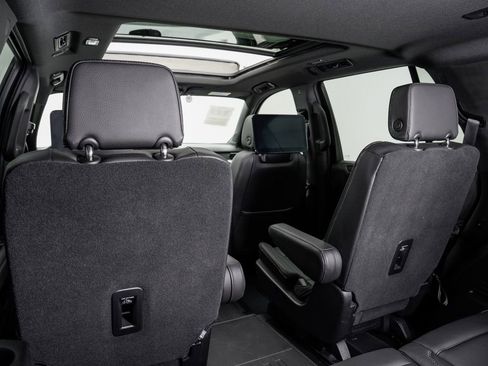 Used 2023 GMC Yukon Denali w/ Denali Reserve Package AWD/4WD image 31