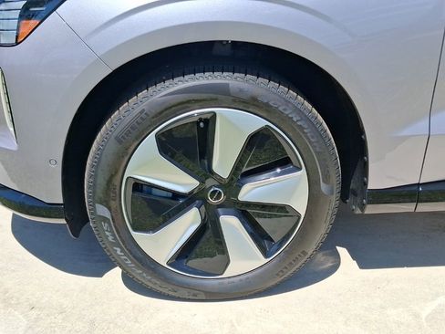 New 2026 Volvo EX90 Plus image 3