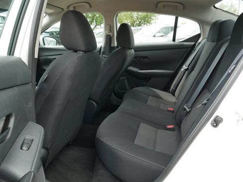 Used 2024 Nissan Sentra SV FWD image 17