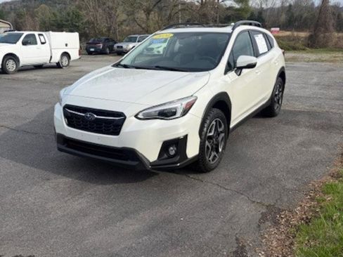 Used 2020 Subaru Crosstrek 2.0i Limited w/ Moonroof Package w/Navigation AWD/4WD image 3