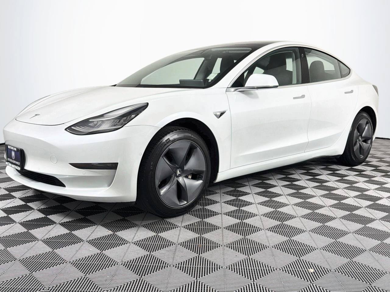 Used 2019 Tesla Model 3 Standard Range Plus RWD image 6