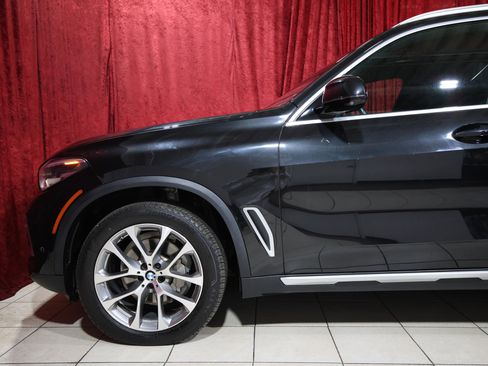 Used 2019 BMW X5 xDrive40i w/ Premium Package 2 image 5