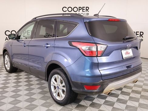 Used 2018 Ford Escape SE image 22