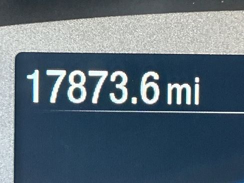 Used 2022 Ford Escape SE w/ SE Sport Appearance Package image 18