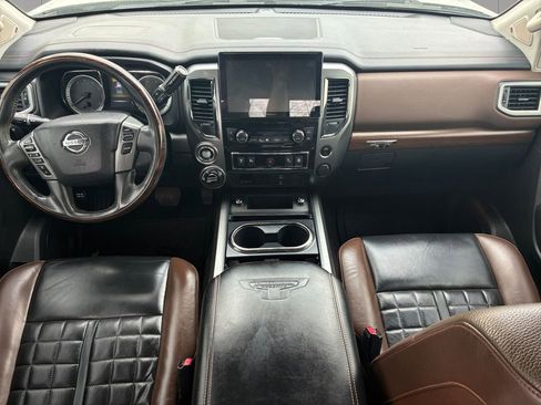 Used 2017 Nissan Titan Platinum Reserve image 12
