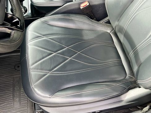 Used 2022 Ford Mustang Mach-E Select RWD image 20