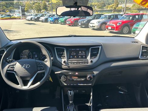 Used 2018 Hyundai Tucson SEL image 31