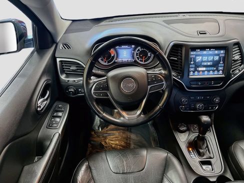 Used 2021 Jeep Cherokee Latitude Lux w/ Sun & Sound Group AWD/4WD image 22