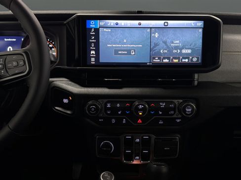 New 2026 Jeep Gladiator Sport AWD/4WD image 12