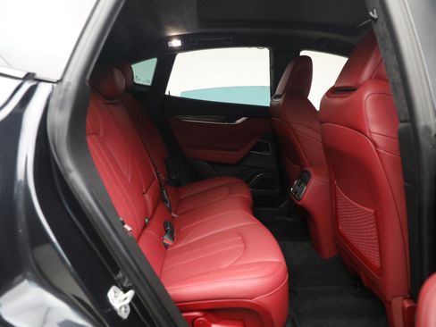 Certified 2022 Maserati Levante Modena AWD/4WD image 22
