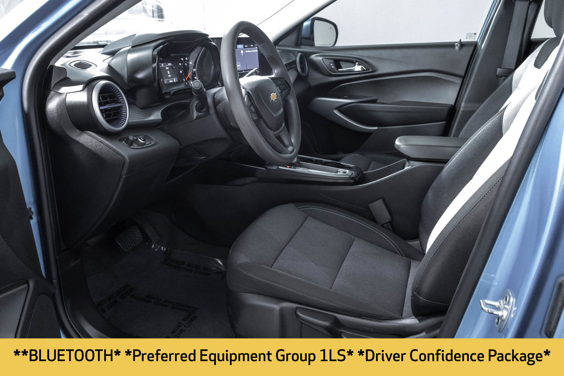 Used 2025 Chevrolet Trax LS w/ LS Convenience Package FWD image 7