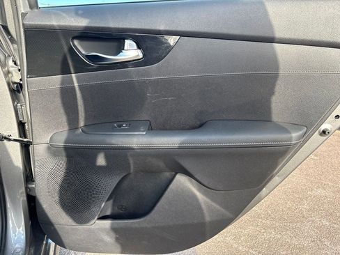 Used 2022 Kia Forte GT-Line FWD image 40
