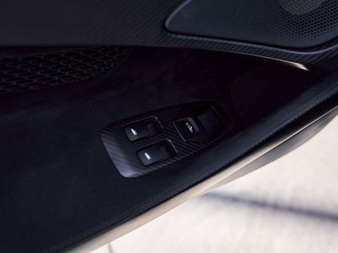 Used 2019 McLaren 600LT image 30