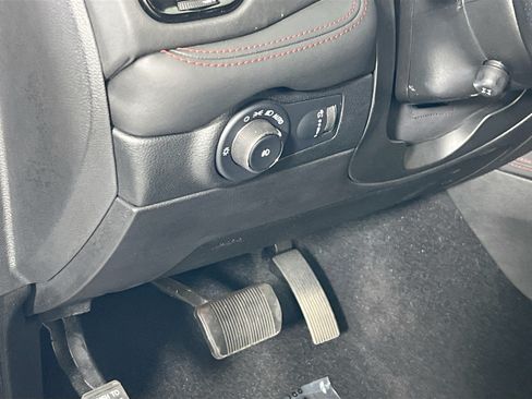 Used 2023 Dodge Durango GT AWD/4WD image 10