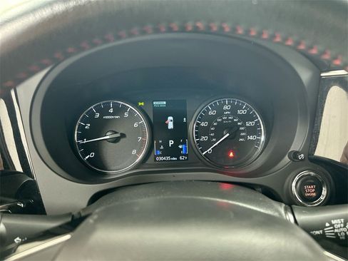 Used 2020 Mitsubishi Outlander LE image 13