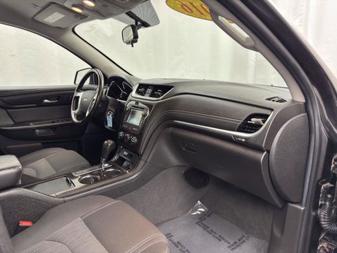 Used 2016 Chevrolet Traverse LT image 30