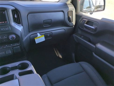 New 2026 Chevrolet Silverado 1500 Custom Trail Boss w/ Dark Appearance Package image 17