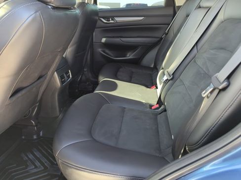 Used 2017 MAZDA CX-5 Touring w/ Preferred Equipment Package FWD image 22