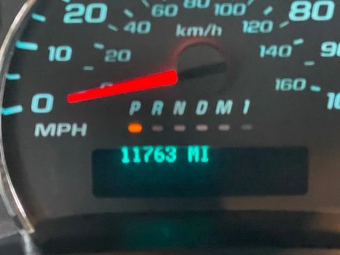 Used 2024 GMC Savana 2500 w/ Driver Convenience Package image 25