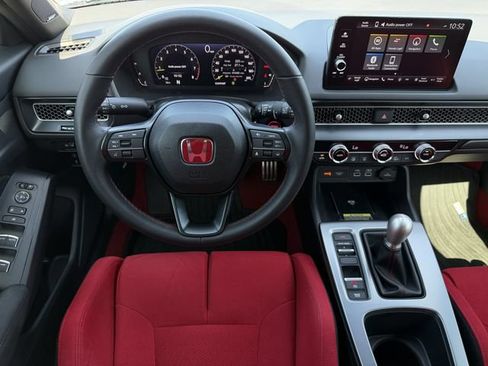 Used 2025 Honda Civic Type R image 12