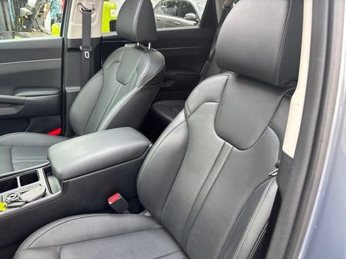 Used 2025 Kia Sorento EX w/ Panoramic Sunroof Package AWD/4WD image 34