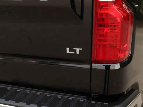 Used 2023 Chevrolet Silverado 1500 LT AWD/4WD image 34