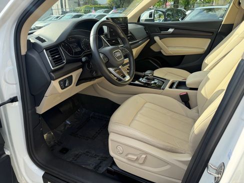 Used 2021 Audi Q5 2.0T Premium w/ Convenience Package AWD/4WD image 11