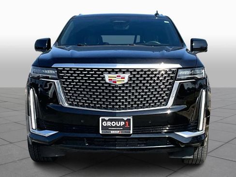 Used 2024 Cadillac Escalade Premium Luxury w/ Performance Package image 4