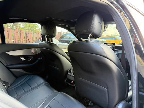 Used 2018 Mercedes-Benz C 300 Sedan image 27