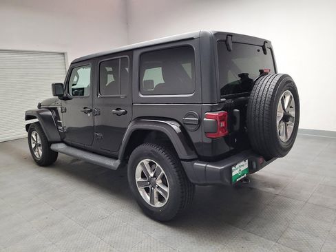 Used 2019 Jeep Wrangler Unlimited Sahara w/ Safety Group AWD/4WD image 3