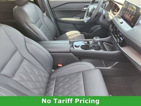 Certified 2026 Nissan Rogue Platinum AWD/4WD image 12