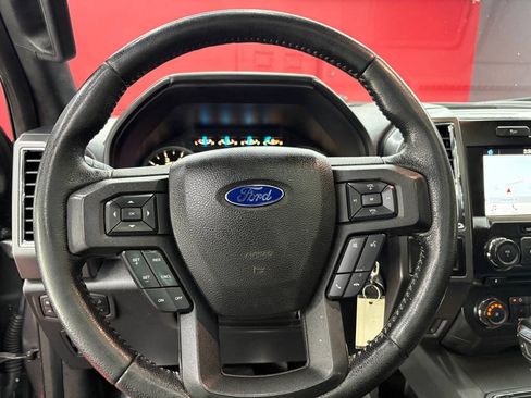 Used 2016 Ford F150 XLT w/ Equipment Group 302A Luxury AWD/4WD image 18